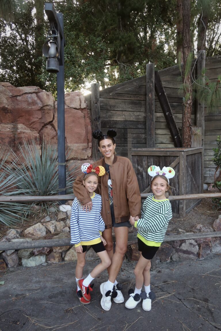 Disneyland like a Local