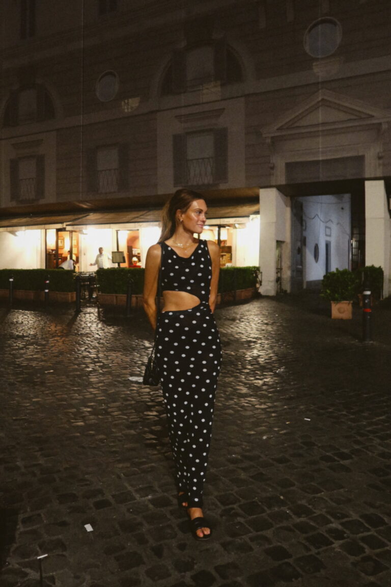 The Outfits I Took to Italy (Rome & Capri!)